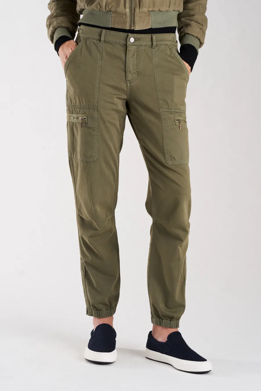 Cargo pants with elastic hem in New Olive