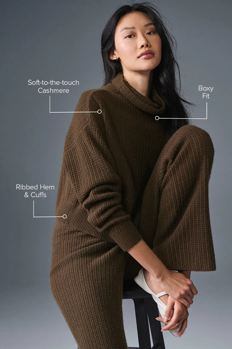 Cashmere Plush Waffle Turtleneck Pullover - Espresso