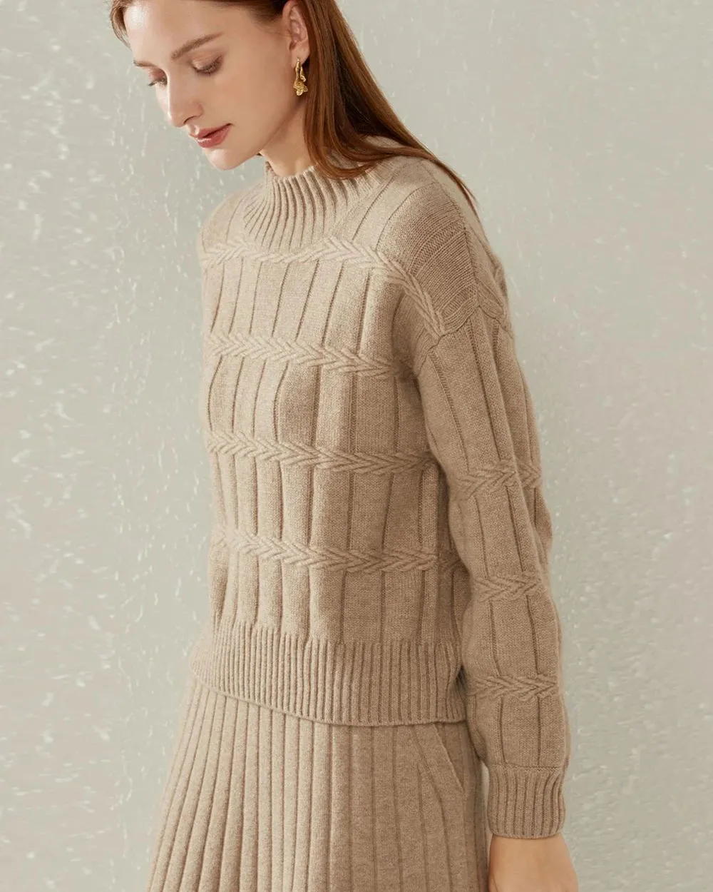 Textured Mock Neck Cashmere Sweater